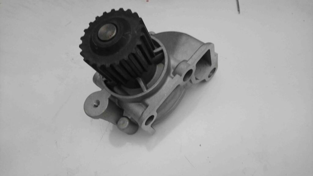 Mazda E2200 1992/1998 Su Pompasi Devirdaim 478366741