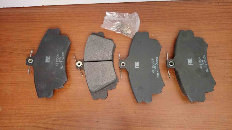 Mitsubishi Carisma 2003 Ön Balata