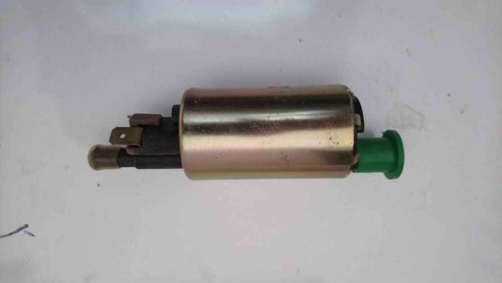 Suzuki Swift89- Karbiratörlü Depo Içi Yakit Pompasi 478366550