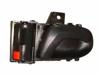 542-3012/SUZUKI SWIFT- SD/HB- 97/04; ÖN KAPI İÇ AÇMA KOLU SOL SİYAH (İÇTEN KİLİTLEMELİ) (TYG)