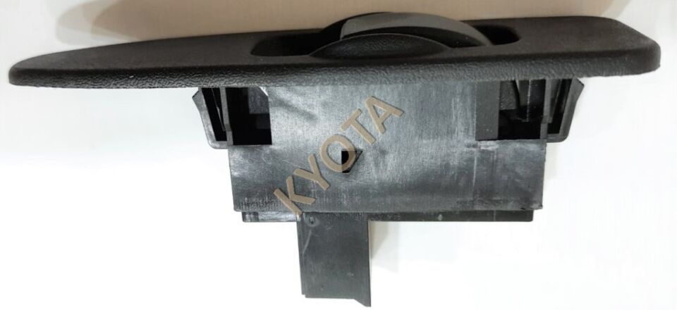 CAM KALDIRMA DÜĞMESİ ÖN SAĞ+ARKA R/L CARİSMA 96-05 / SPACESTAR 98-05 KYOTA
