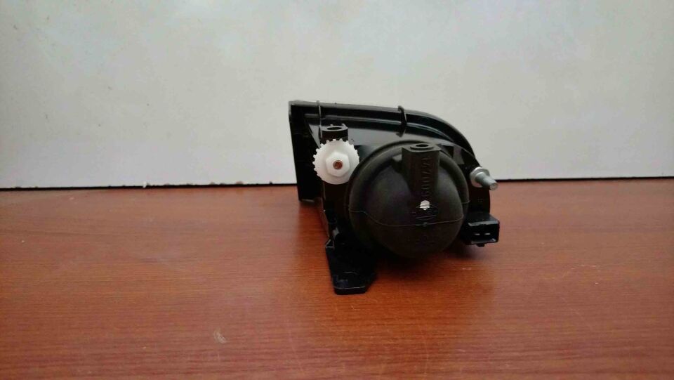 Toyota Uyumlu Avensıs Sol Sis Farı 2000/2002 (81220-05050)