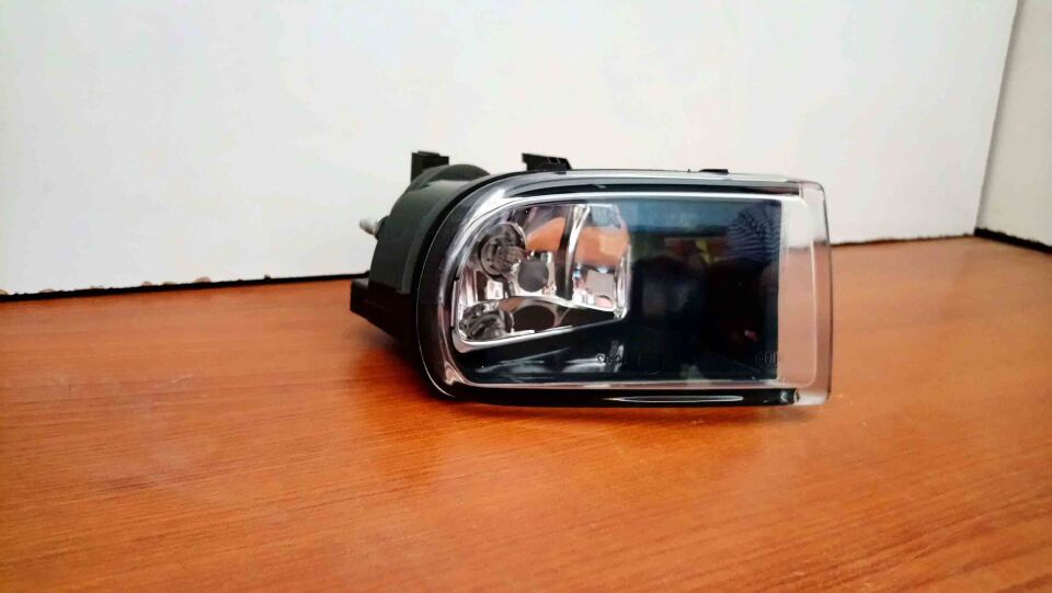 Toyota Uyumlu Avensıs Sol Sis Farı 2000/2002 (81220-05050)