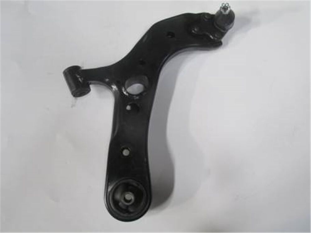 Toyota Uyumlu Rav4- 06/09 Ön Alt Tabla Sağ Burçlu/Rotilli (Salıncak) 48068-42050