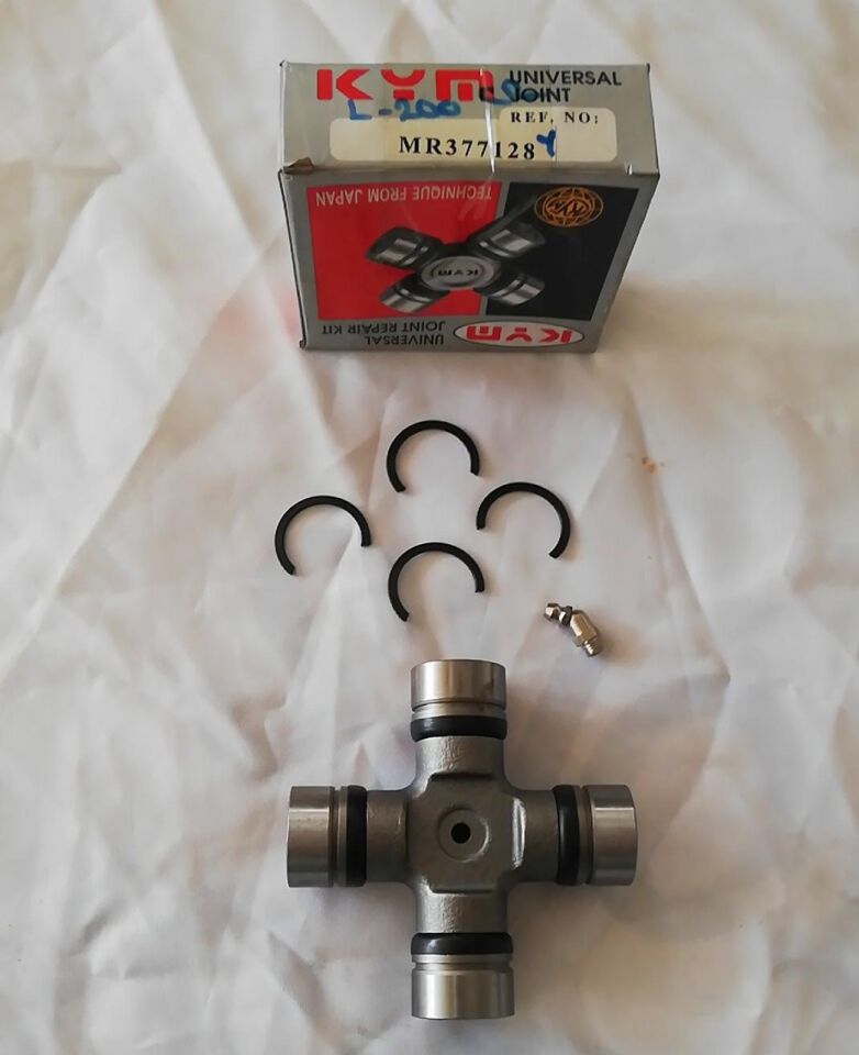 KYM Mitsubishi L200 Mafsal İstavrozu 2007-2012 MR377128