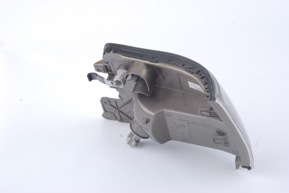 Depo Sol Sinyal Mitsubishi L300 1998- Uyumlu Mb831305