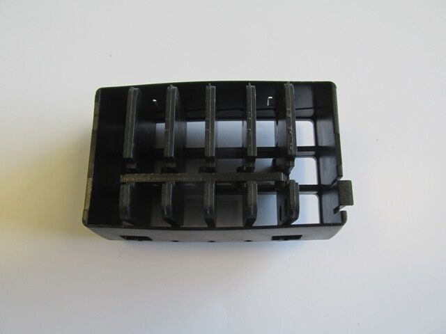 Renault R9- Broadway- 83/96 Ön Göğüs Yan Üfleme Peteği Sol Soldifizör