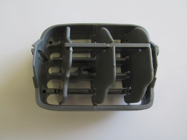 Renault Clıo- 2- Sd/hb- 02/08 Ön Göğüs Üfleme Peteği Sağ Gri Difizör