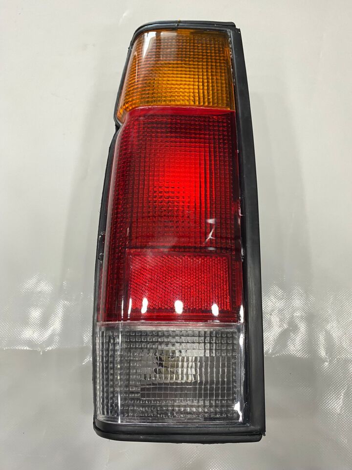 Nissan Pickup D21 D22 Sol Stop Lambası 86-02