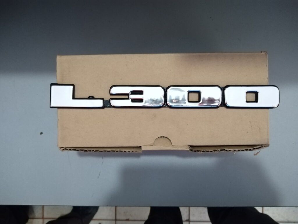 Mitsubishi L300 Amblem L300 Logosu 483047463