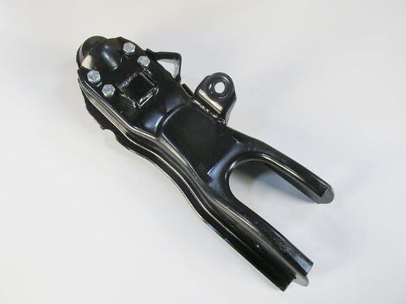 Mazda B2200- Pıck Up- 90/97 Ön Alt Tabla Sol Rotilli Salıncak