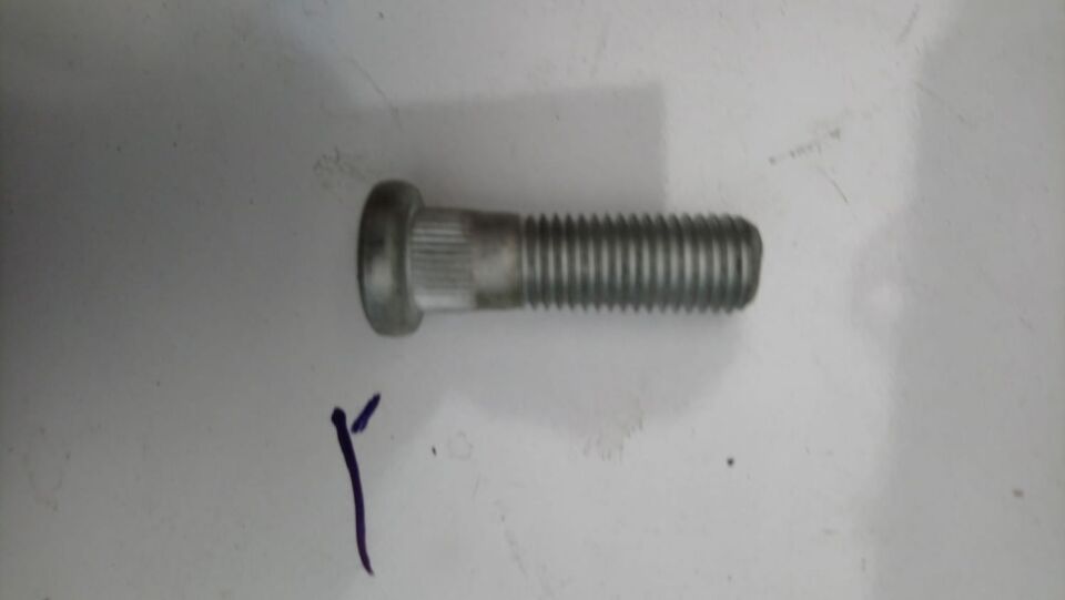 Honda Cıvıc 12 Mm Bijon Saplama (1 Adet )