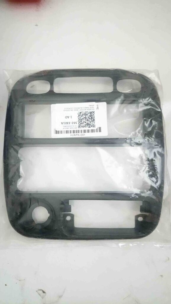 Hyundai Accent 1998 2000 Ön Gögüs Teyp Paneli (Klimali) 500684263 - Klimali / Klimasiz