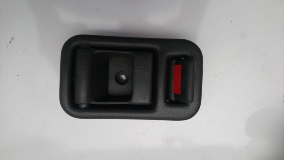 Suzuki Swift Ön Kapi Iç Açma Kolu 1989/1994 478366733 - Yön / Sag